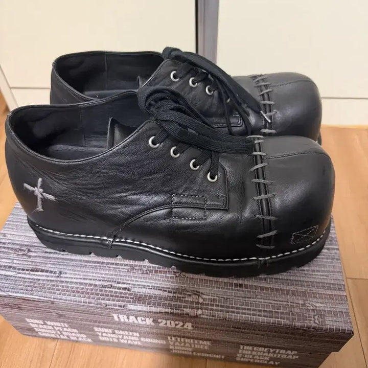 [SOLD OUT] 투스페이스 프랑켄 더비 280