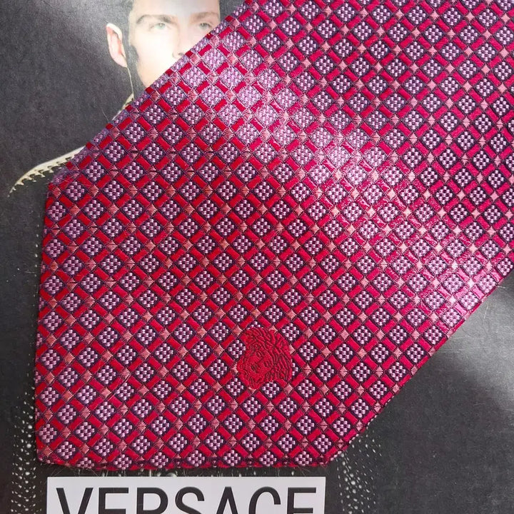[BUNJANG] Versace Silk Jacquard Tie / 베르사체 실크 레드 자카드 넥타이 9cm A+등급 K2498