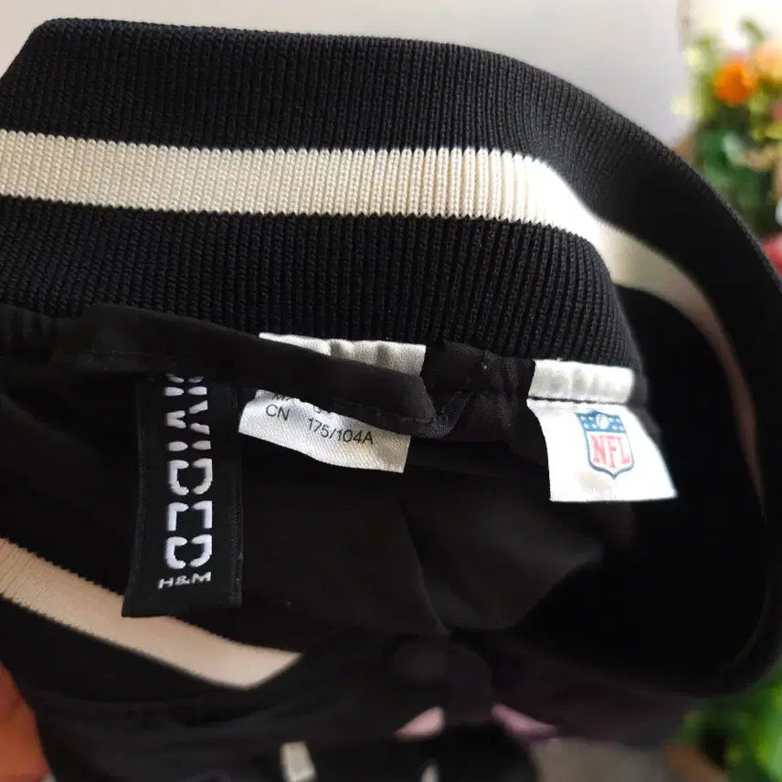 [BUNJANG] H&amp;M Raiders Stadium Jacket / H&amp;M x NFL 레이더스 스타디움 자켓 M