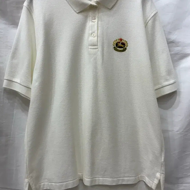[SOLD OUT] 버버리 화이트 카라티 95사이즈(정품)