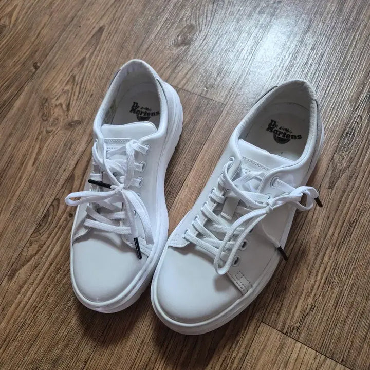 [BUNJANG] Dr. Martens White Loafers / 닥터마틴  미사용