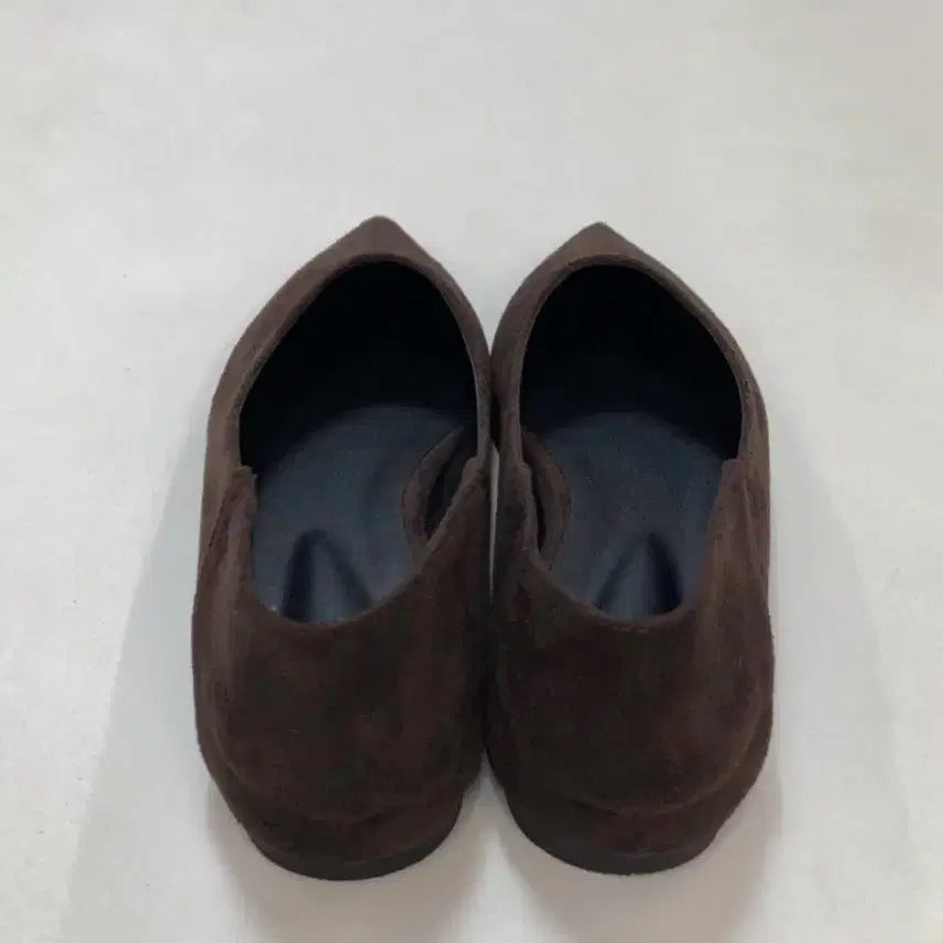 [BUNJANG] Stiletto Flat Shoes / Brown 245 / 스틸레토 플랫슈즈/브라운 245