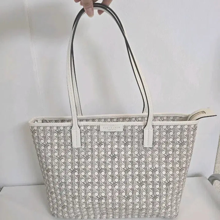 [BUNJANG] Tory Burch Ever Ready Tote Bag White / 토리버치 에버레디 토트백 화이트