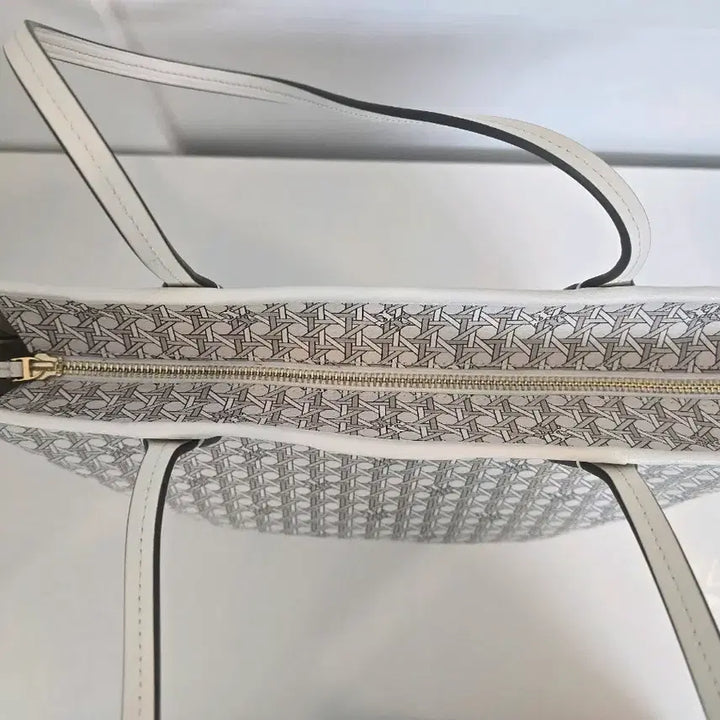 [BUNJANG] Tory Burch Ever Ready Tote Bag White / 토리버치 에버레디 토트백 화이트