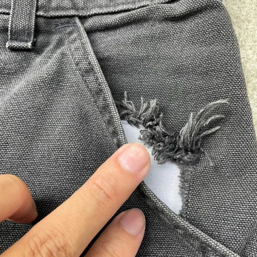 [BUNJANG] Carhartt Black Denim Shorts / 칼하트 블랙 데님 반바지