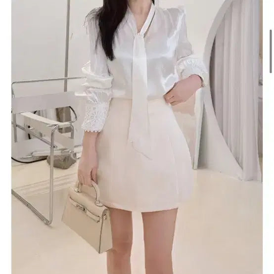[BUNJANG] Barbie Doll Silky Mini Skirt - Beige / 6.2->3 바비인형 라인 실키 미니 스커트 S 베이지