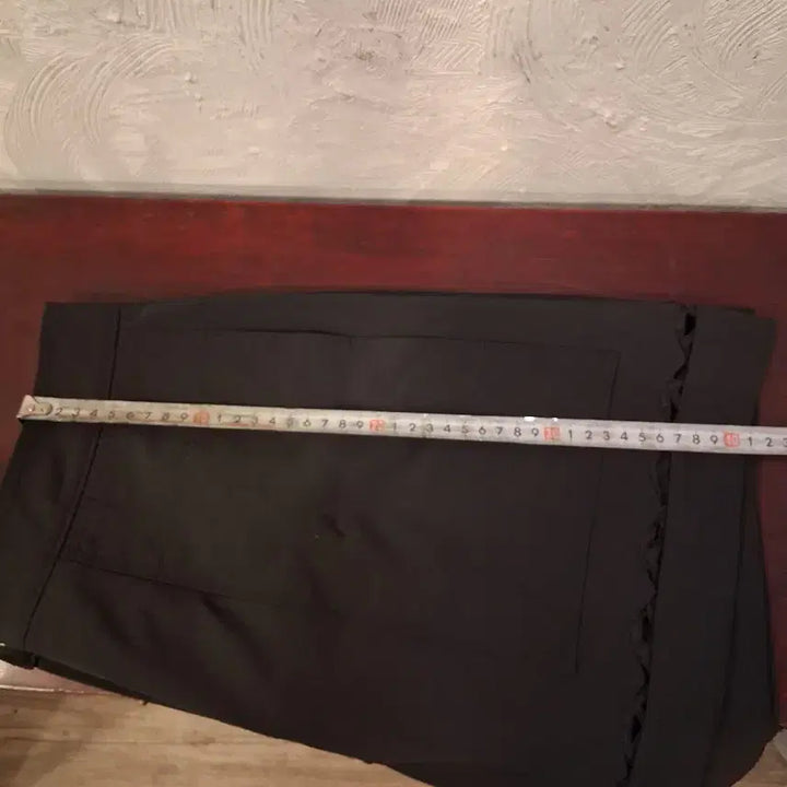 [BUNJANG] Hansome Time Black Shorts with Lace Trim / 한섬타임 검정 반바지 레이스장식