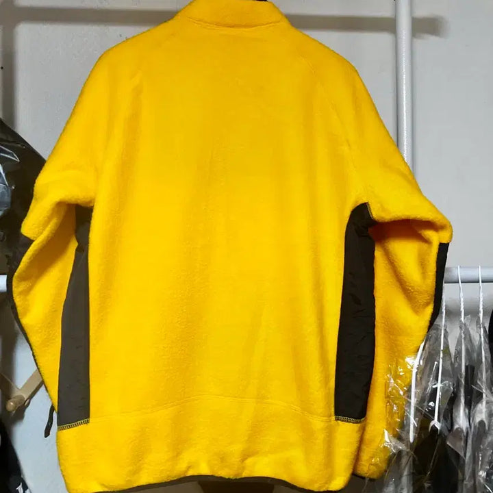 [SOLD OUT] [L] 뉴에라 폴라 플리스 집업 다크 옐로우 12866475