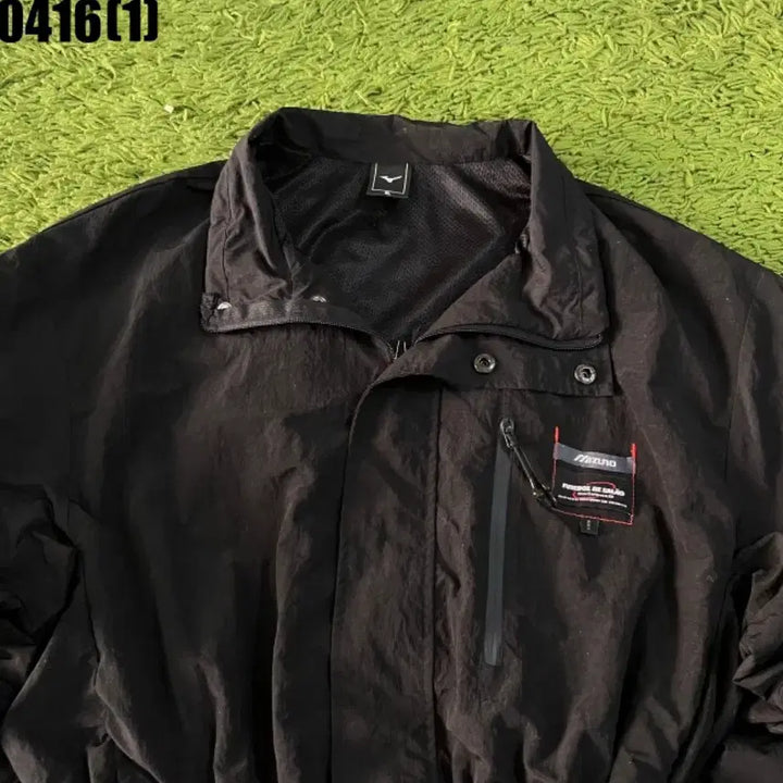 [BUNJANG] Mizuno Black Crop Windbreaker Jacket / 미즈노 블랙 크롭 바람막이 자켓