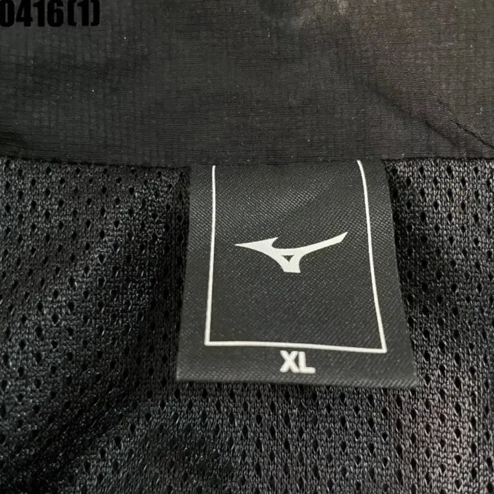 [BUNJANG] Mizuno Black Crop Windbreaker Jacket / 미즈노 블랙 크롭 바람막이 자켓