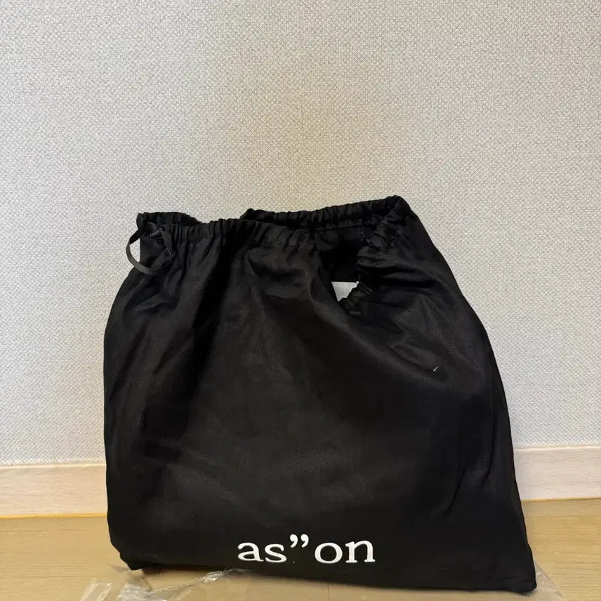 [SOLD OUT] 에즈온 보니타 빅백 아이보리 새상품