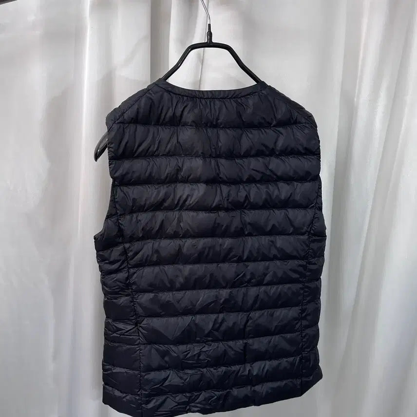 [BUNJANG] Uniqlo Lightweight Padded Vest (S) / 유니클로 경량 패딩 베스트 (s)