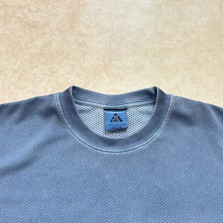[SOLD OUT] 나이키 ACG 워치맨 피크 반팔 티셔츠 블루 보이드 S~M사이즈