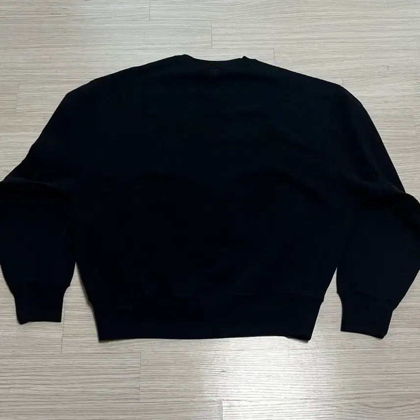 [SOLD OUT] 아미 빅하트 맨투맨 블랙 XL