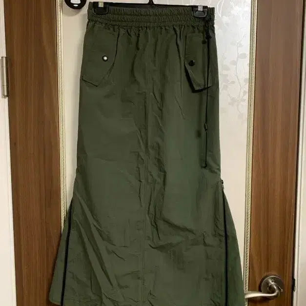 [BUNJANG] Blackup Cargo Banding Long Skirt / 블랙업 카고 밴딩 롱 스커트
