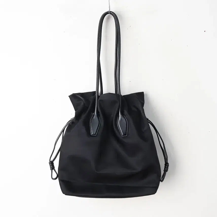[SOLD OUT] 랑방컬렉션 드로우스트링 숄더백