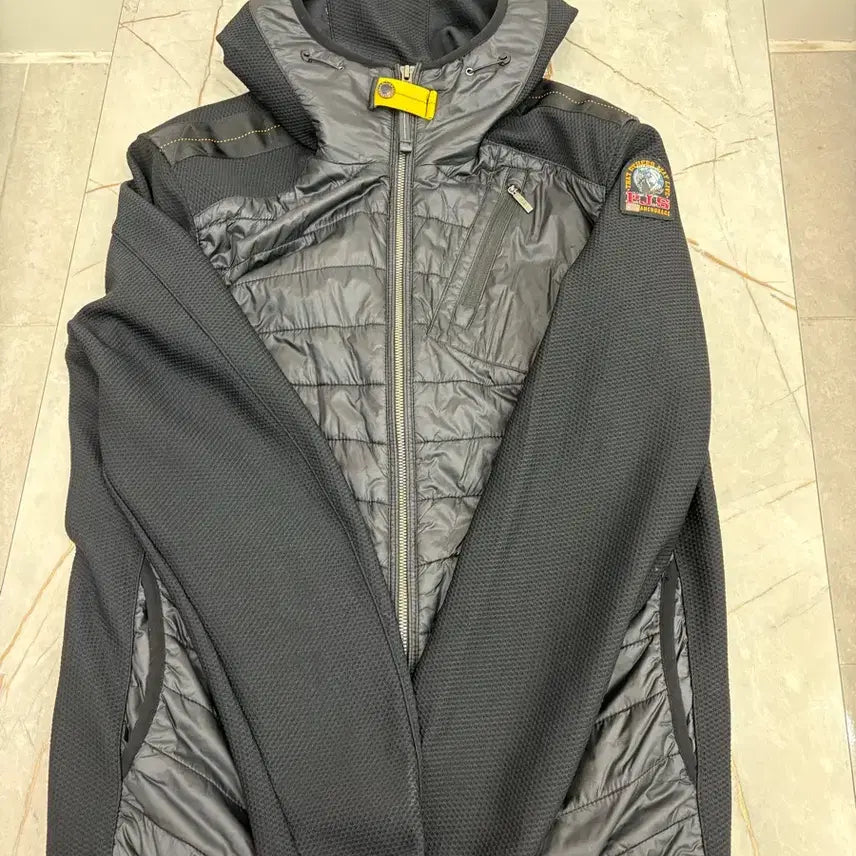 [BUNJANG] Parajumpers Lightweight Down Jacket (S Size) / [S사이즈] 파라점퍼스 경량패딩