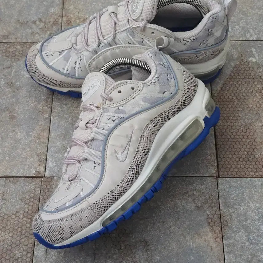 [BUNJANG] Nike Air Max 98 Sneaker / (225)나이키 에어맥스 98 스네이프 스킨 카모 스니커즈