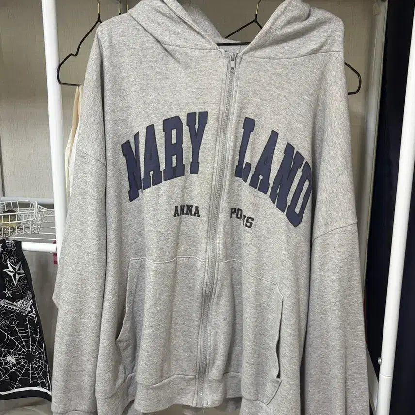 [BUNJANG] Blue Hoodie / 옷정리