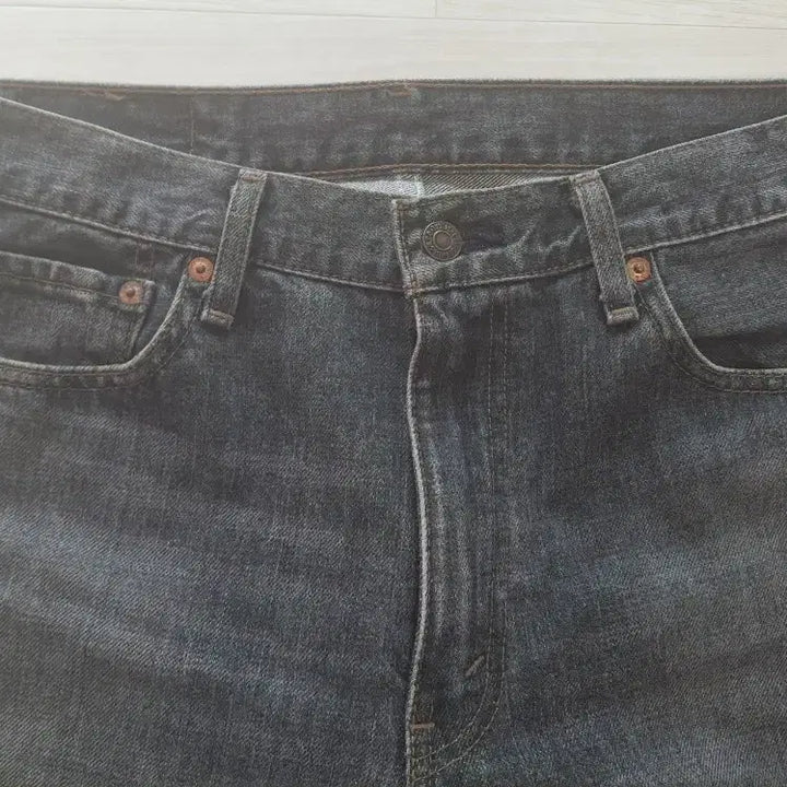 [SOLD OUT] 32)00s 리바이스 505 선염 블랙 데님 팬츠