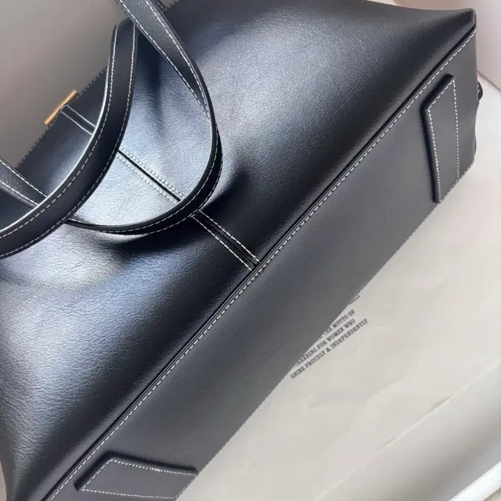 [SOLD OUT] 아뜰리에 드 루멘 Panier Flap Bag / soft black