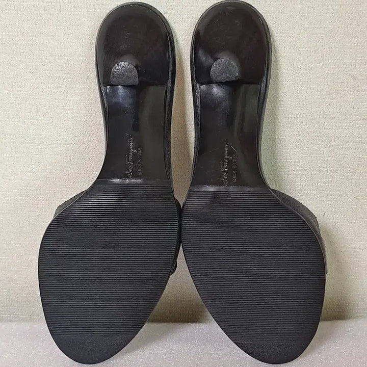 [BUNJANG] Ferragamo 6.5D 235 Sandals / 페레가모 6.5D 235 샌들 슬리퍼