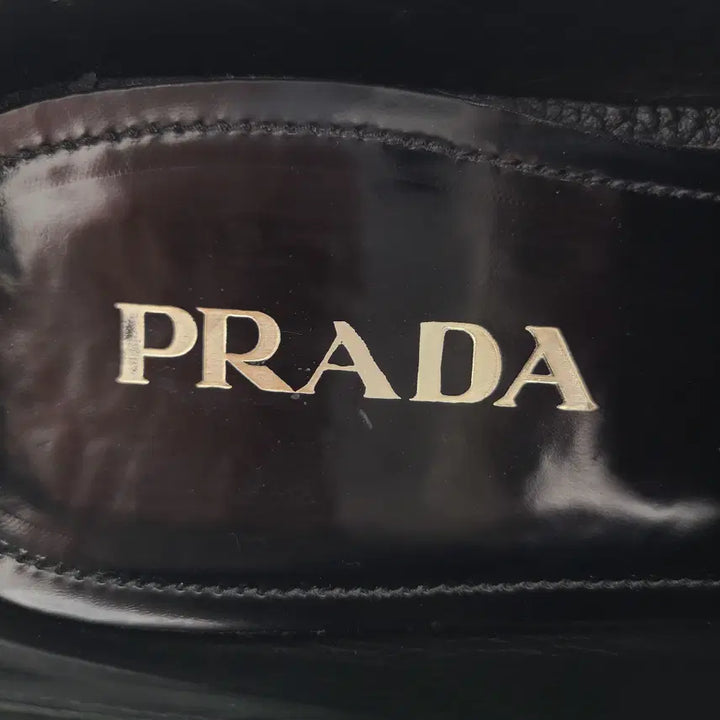 [BUNJANG] Prada Buckle Loafers Shoes / 프라다 버클 로퍼 구두