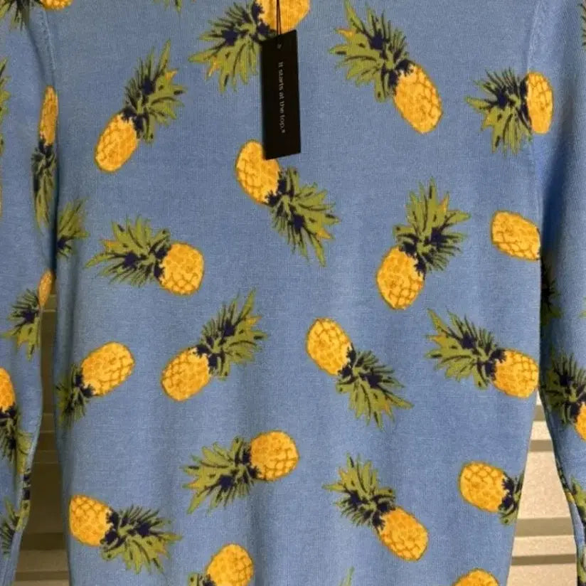 [BUNJANG] Pineapple Pattern Sky Blue Cardigan / 파인애플 패턴 하늘색 가디건 수입