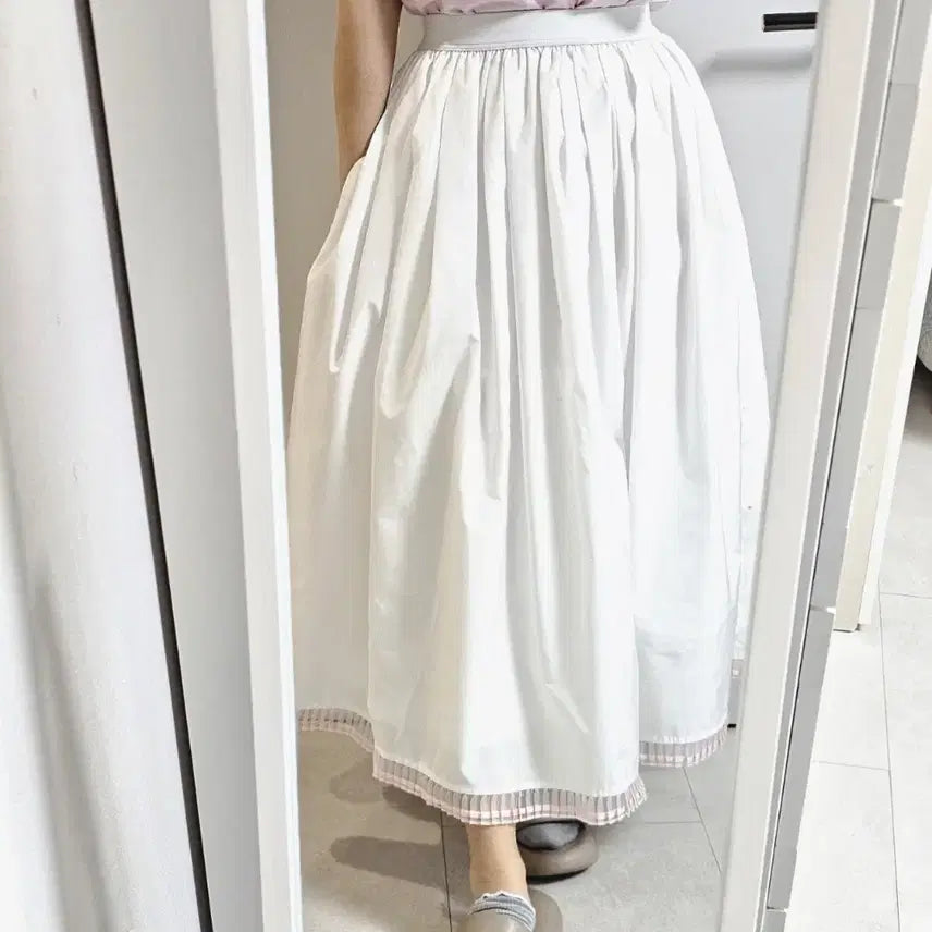 [BUNJANG] Bottom Hem Detail Hepburn Long Skirt / 고퀄 밑단포인트 햅번 롱스커트
