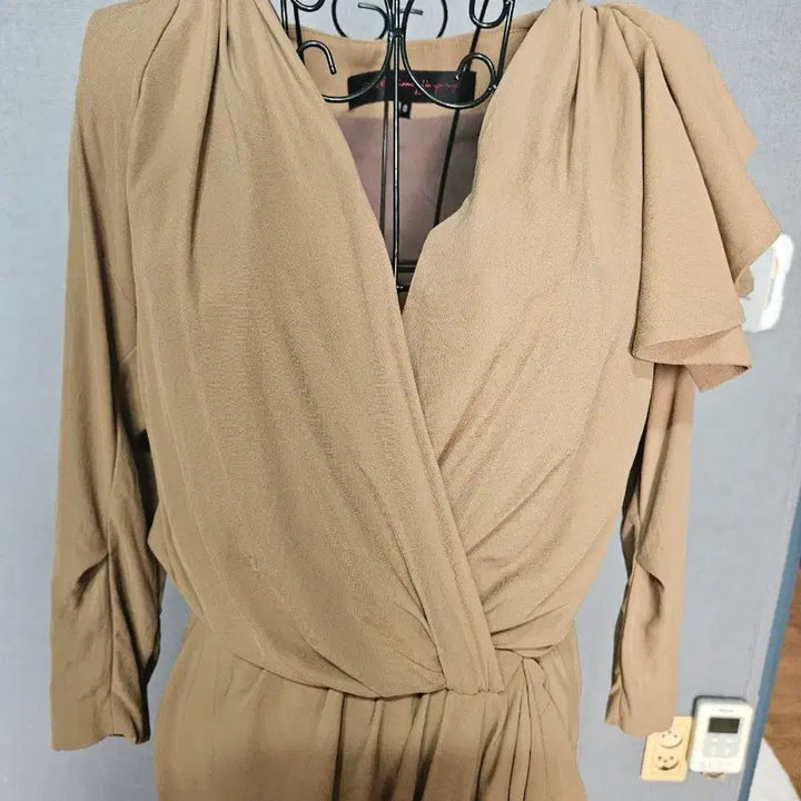 [BUNJANG] Object Beige Silk Dress / 오브제실크베이지원피스