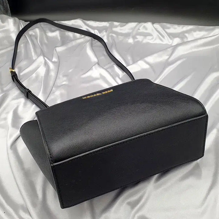 [BUNJANG] Michael Kors Crossbody Bag / 마이클코어스 여성 크로스백 중고 가방 은피아노