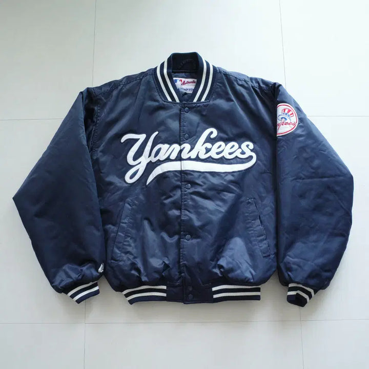 [SOLD OUT] 90s [L] 마제스틱 뉴욕 양키스 어센틱 스타디움 자켓