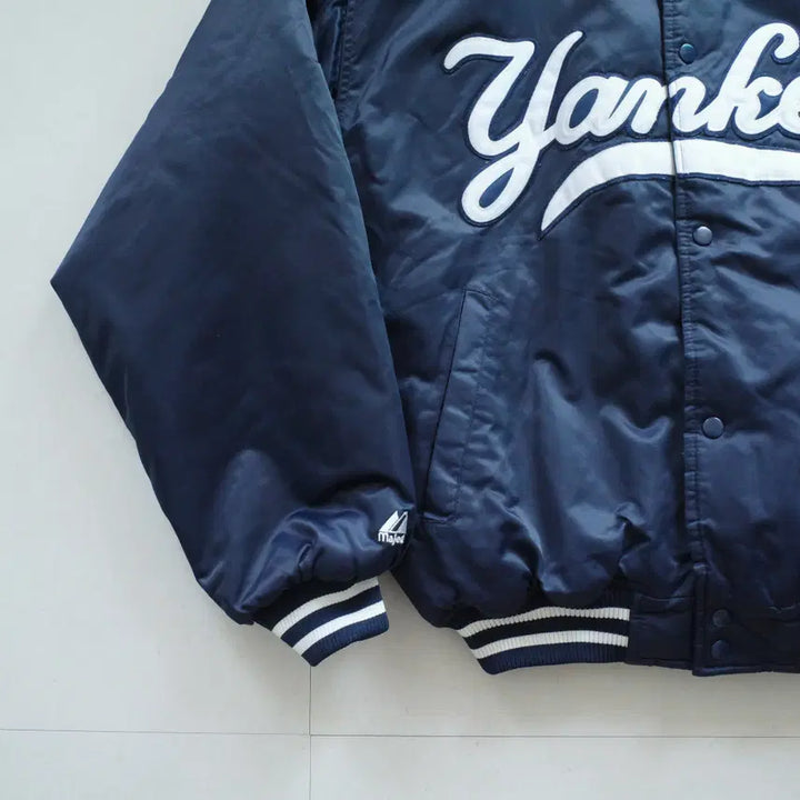 [SOLD OUT] 90s [L] 마제스틱 뉴욕 양키스 어센틱 스타디움 자켓