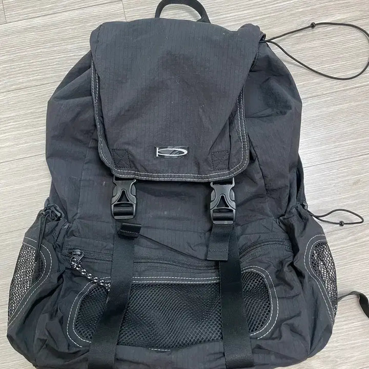 [BUNJANG] Physical Department Stardust Black Backpack / 피지컬 디파트먼트 스타더스트 블랙 백팩