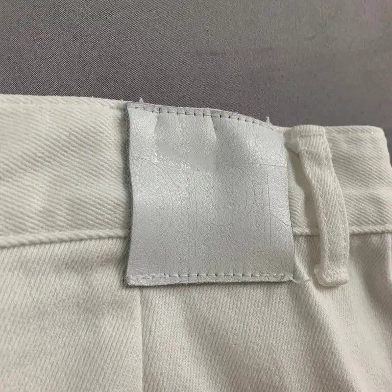 [BUNJANG] L ORR Cutoff Wide Bermuda Denim Shorts / L ORR 오르 컷오프 와이드 버뮤다 데님 쇼츠 청반바지