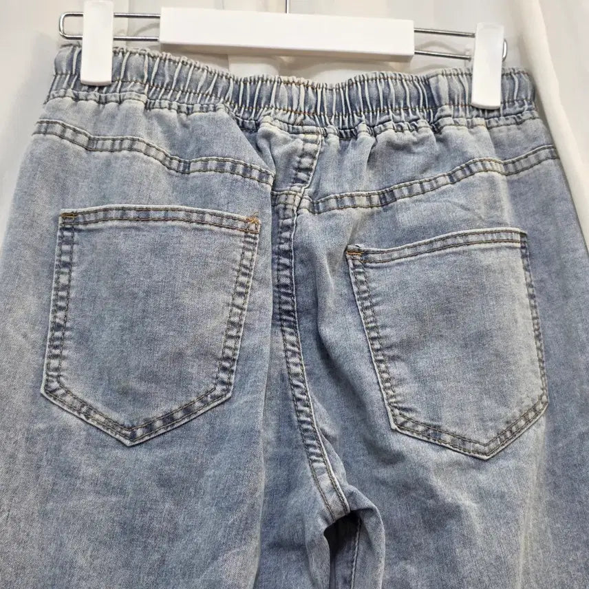[BUNJANG] Character Printed Denim Pants L (25-28) / 캐릭터 여성프린팅 데님 팬츠 청바지L(25~28)