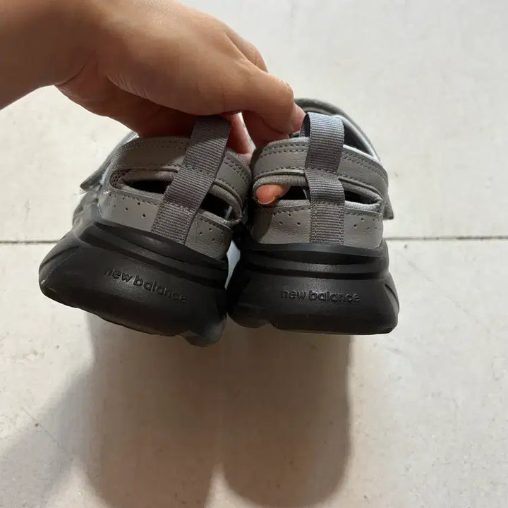 [SOLD OUT] 뉴발란스 브리즈 그레이 240