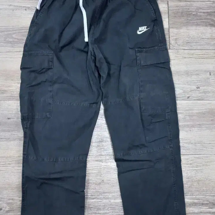 [SOLD OUT] 나이키 블랙 카고바지