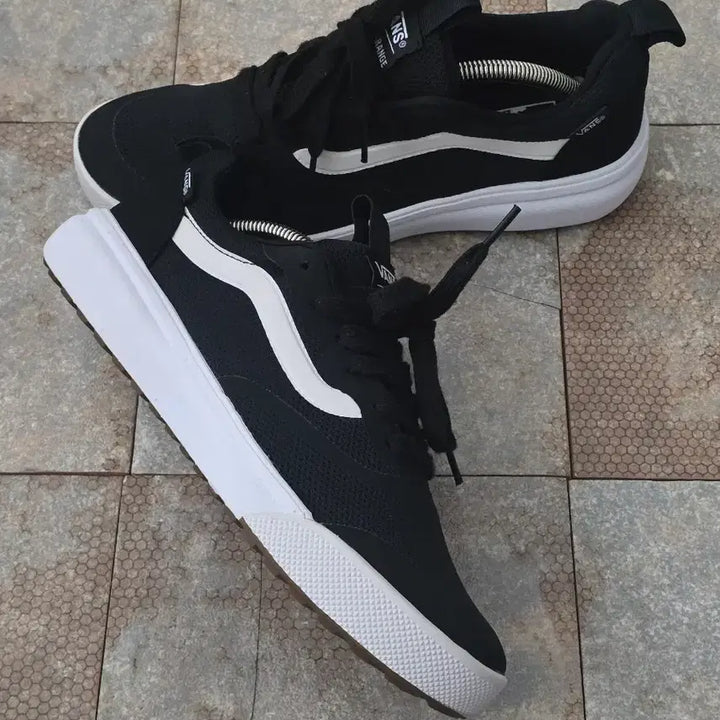 [BUNJANG] Vans UltraRange Black Sneakers / (250)반스 울트라레인지 블랙 스니커즈