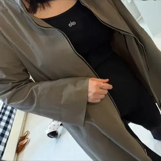 [SOLD OUT] 간절기 롱자켓 프리사이즈 톤다운 카키컬러