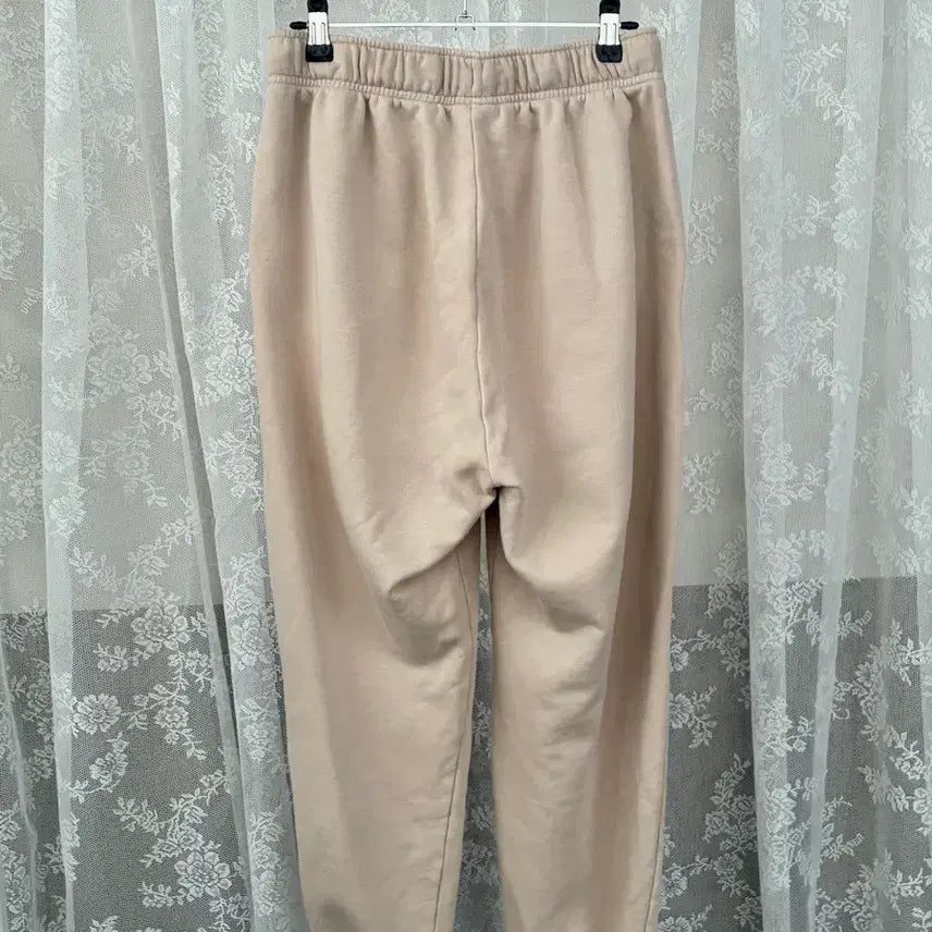 [BUNJANG] Nike Training Jogger Pants Beige / S) 나이키 트레이닝 조거 팬츠 베이지
