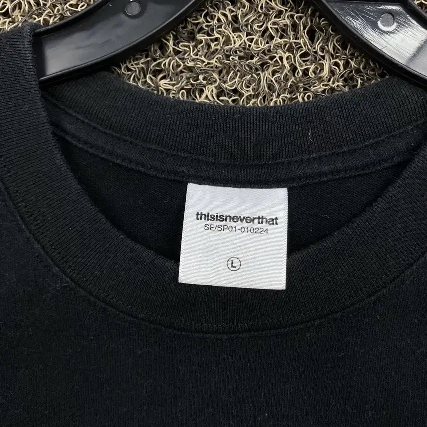 [SOLD OUT] 디스이즈네버댓 블랙 반팔 티셔츠
