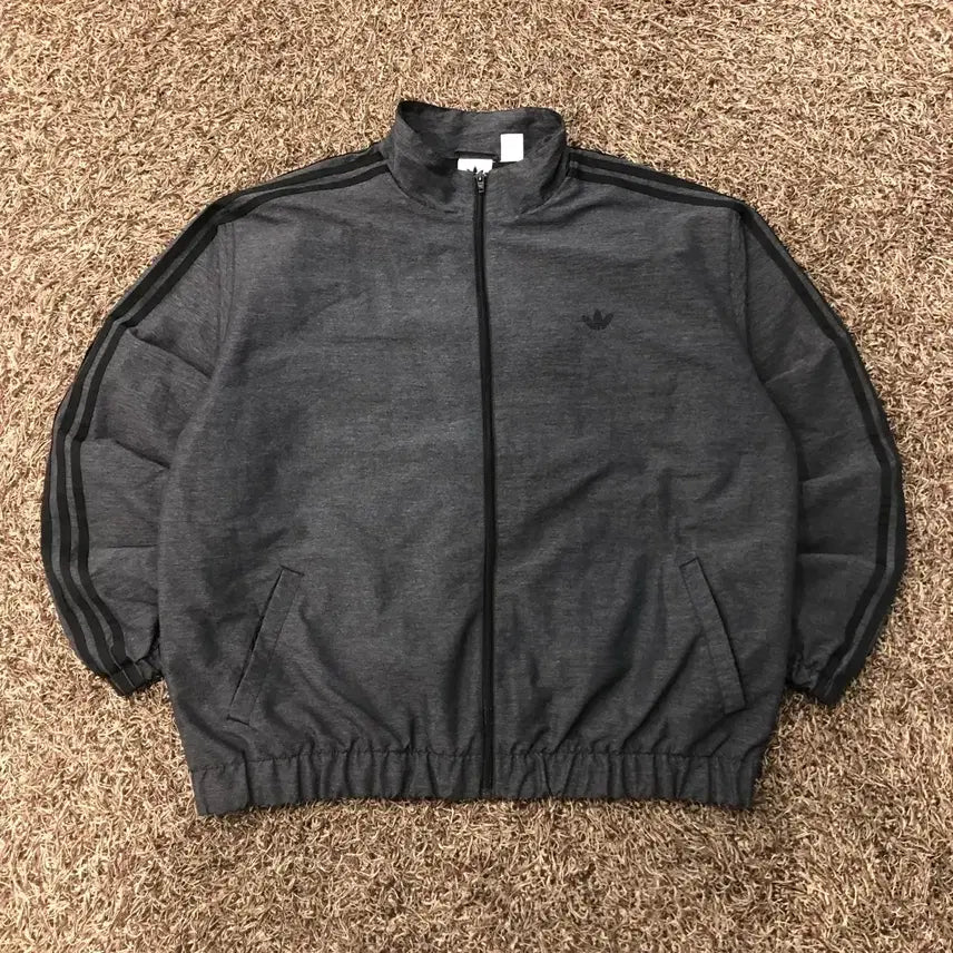 [SOLD OUT] XL 아디다스 신형 파이어버드 바람막이 자켓