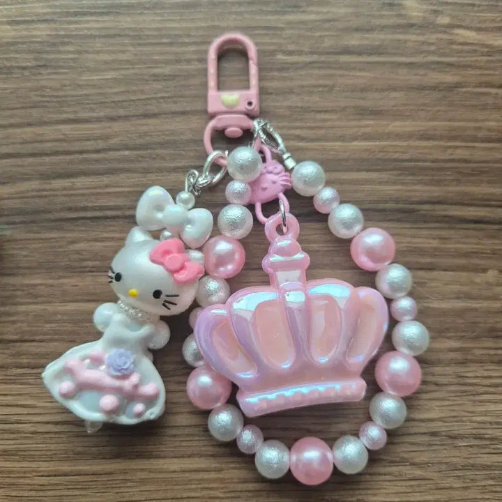[BUNJANG] Kitty Dress Beaded Keyring Bag Charm / 드레스 왕관 키티 비즈 키링 가방고리 우정템 핸드폰 고리