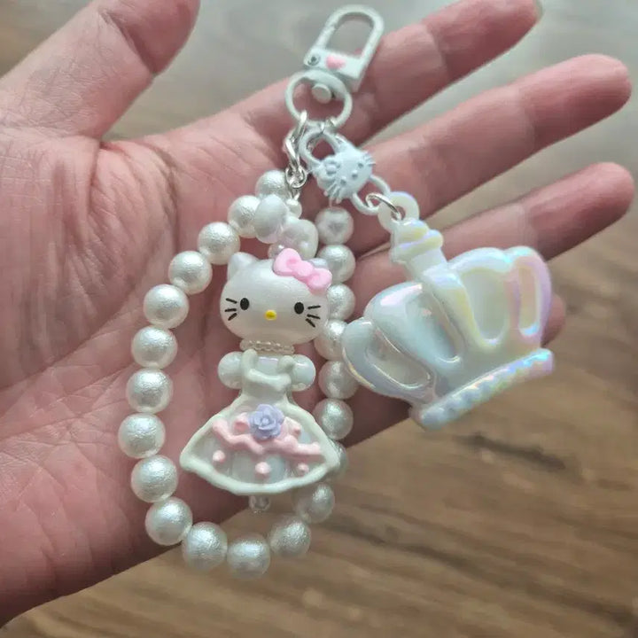 [BUNJANG] Kitty Dress Beaded Keyring Bag Charm / 드레스 왕관 키티 비즈 키링 가방고리 우정템 핸드폰 고리