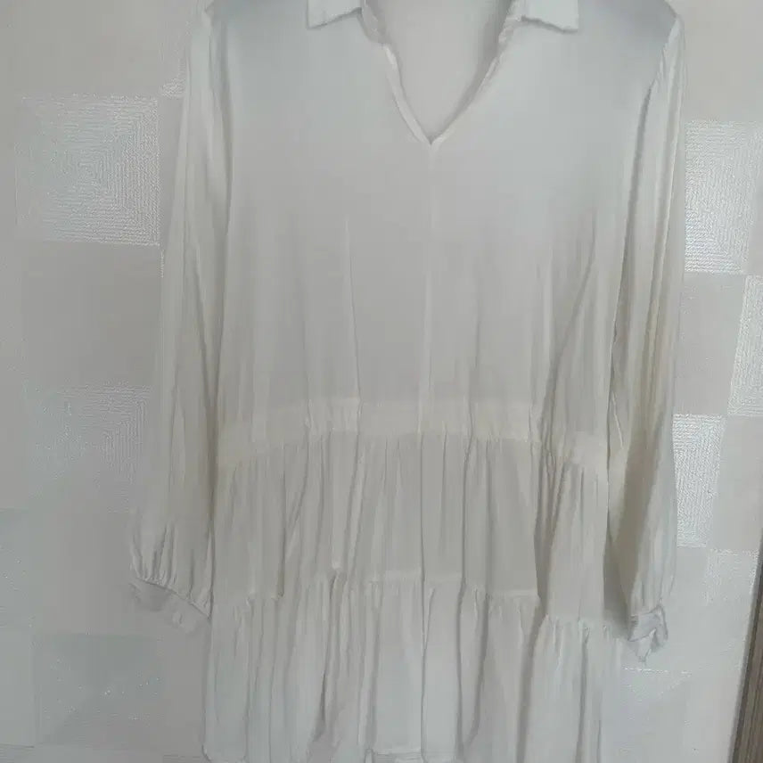 [BUNJANG] White Shirring Blouse Long Sleeve / 화이트 셔링 블라우스 긴팔