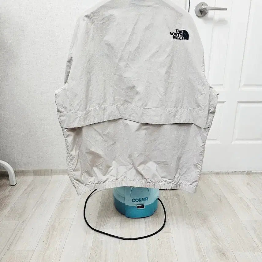 [SOLD OUT] (100~105)L 초대장급 노스페이스 올레마자켓 [화이트샌드] 바람막이