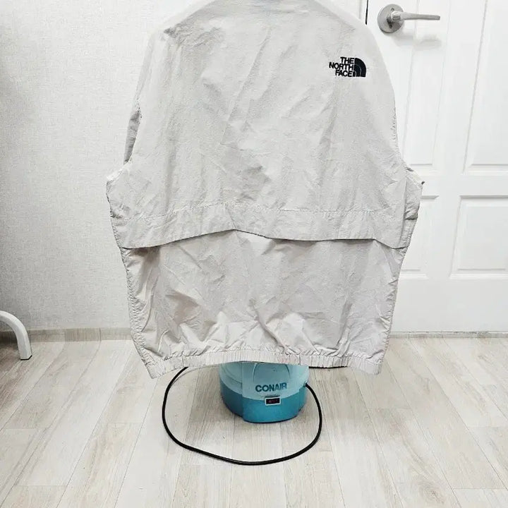 [SOLD OUT] (100~105)L 초대장급 노스페이스 올레마자켓 [화이트샌드] 바람막이