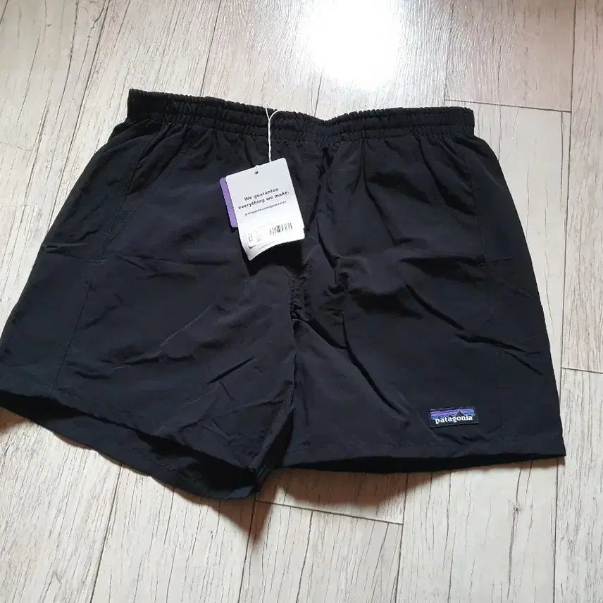 [SOLD OUT] (새상품)파타고니아 여성 배기스5인치 블랙 S(27~28)