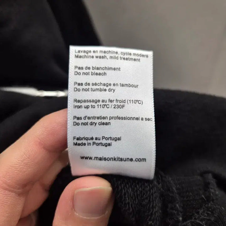 [BUNJANG] Maison Kitsune Hooded Sweatshirt / 메종키츠네후드 블랙